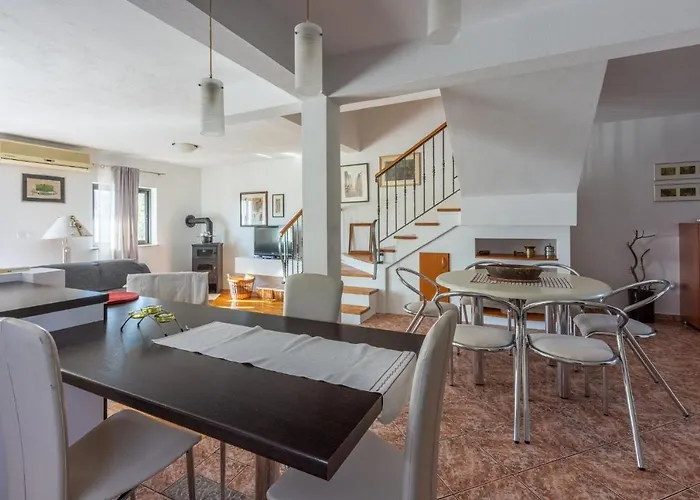 House Sunshine Ferienhaus Novi Vinodolski