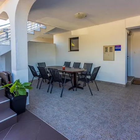 House Sunshine Holiday home *