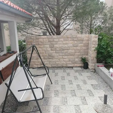 度假居 House Sunshine 诺维·维诺多尔斯基