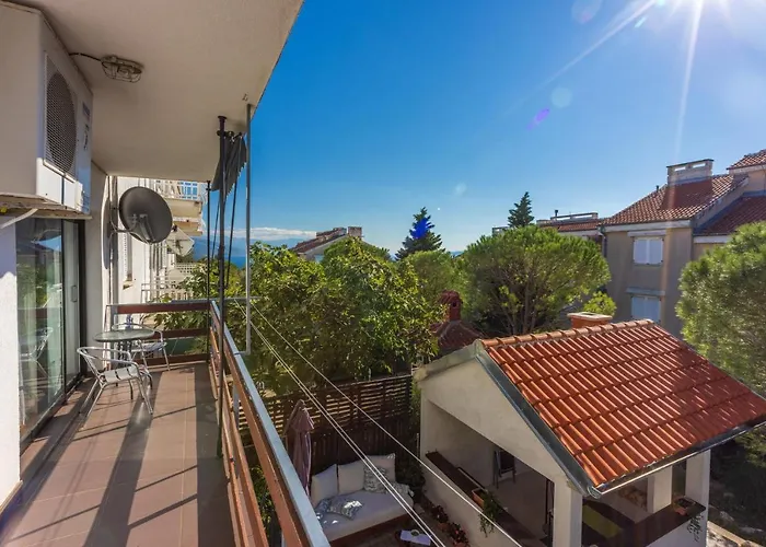 House Sunshine Novi Vinodolski